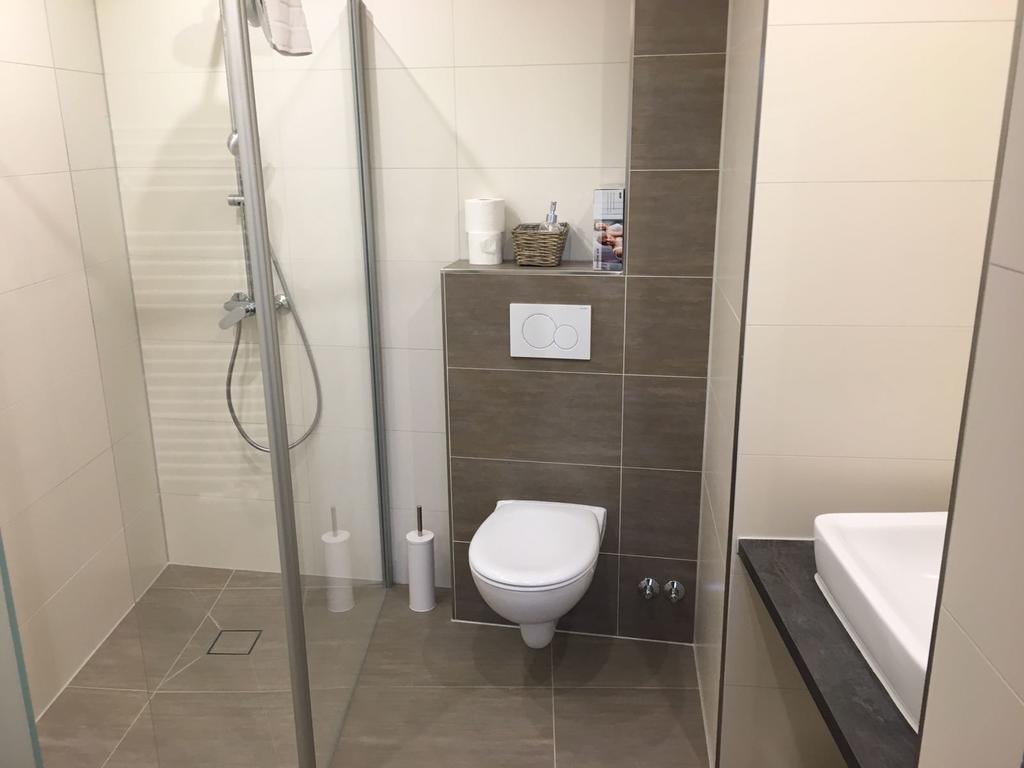 Boardinghouse Alte Bank Hotel Wollstein Екстериор снимка